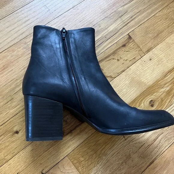 Brand New Coclico Boots - Picture 4 of 6